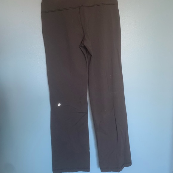 Lululemon yoga pants - Picture 3 of 6